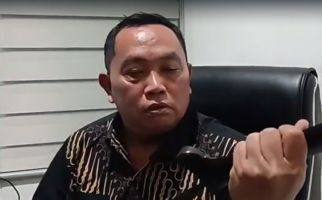 Sarungkan Keris, Arief Poyuono Lontarkan Kritik untuk Ganjar dan Koster - JPNN.com
