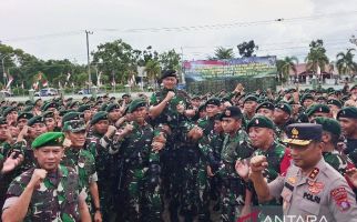 Laksamana Yudo Memberangkatkan 555 Prajurit TNI Kalteng ke Papua, Begini Pesan Tegasnya - JPNN.com