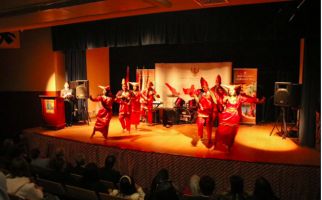 TNI AL Promosikan Budaya Indonesia di Universitas Lebanon, Keren - JPNN.com
