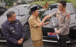 8 Petinggi di Riau Dapat Mobil Listrik Mewah, Habiskan APBD Rp 10 Miliar - JPNN.com
