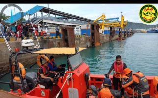 Korban Jatuh dari Atas Kapal MOB di Merak Ditemukan Meninggal Dunia - JPNN.com