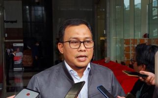 2 Pegawai Ditjen Pajak Diperiksa KPK - JPNN.com
