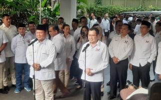 Jika Koalisi Besar Terbentuk, Prabowo Yakin Tetap Jadi Capresnya - JPNN.com