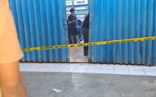 Tjhai Liong Tak Buka Toko Sampai Malam, Saat Pintu Didorong Ternyata Sudah Tak Bernyawa - JPNN.com