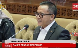 Menteri Anas Siap Membahas Revisi UU ASN, DPR Minta Surat Penghapusan Honorer Dicabut  - JPNN.com