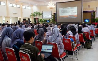 6 Etika Bermedsos yang Perlu Dipahami Mahasiswa Gen Z - JPNN.com