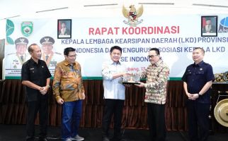 Sumsel Harus Siap jadi Tempat Bagi Daerah Lain untuk Belajar Sistem Kearsipan - JPNN.com