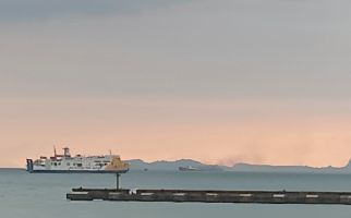 Breaking News: Kapal Feri Terbakar di Tengah Laut saat Menuju Bakauheni - JPNN.com