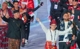 Herman Deru Bangga Baju Adat Sumsel Tampil di Pembukaan SEA Games 2023 - JPNN.com
