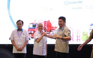 Herman Deru Dorong Distribusi BBM untuk Alsintan Lancar - JPNN.com