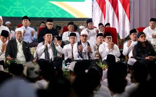 Seusai Memuji Prabowo saat Istigasah di Jombang, Gus Imin Teringat Kata Gus Dur - JPNN.com