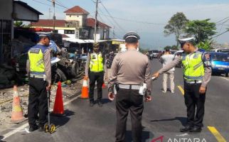 Berikut Identitas Korban Tewas Kecelakaan Beruntun di Wonosobo - JPNN.com