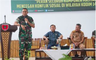 Berdialog dengan Ratusan Tokoh, Waasintel KSAD Tegaskan TNI Tidak Terlibat Politik Praktis - JPNN.com