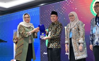 Pemprov Riau Raih 6 Penghargaan di Ajang Anugerah Adinata Syari'ah 2023 - JPNN.com
