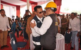Ridwan Kamil Tinjau Persiapan Pengerjaan Jalan Tambang Bogor - JPNN.com