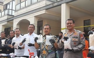 Pabrik Ekstasi di Perumahan Elite Tangerang Dibongkar, Kabareskrim Ungkap Kronologi & Temuan - JPNN.com