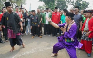 Mau Masuk Kandang PPP DKI, Ganjar Pranowo Diadang Pendekar Betawi - JPNN.com