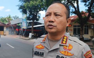 Gaji Guru Dipotong Rp 500 Ribu, Aduh, Polisi Turun Tangan - JPNN.com