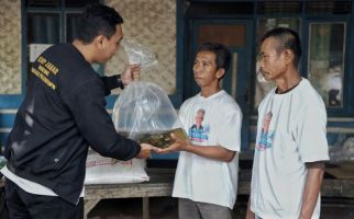KNP Dukung Ganjar Beri Bantuan Benih Ikan Kepada Nelayan di Waduk Jatiluhur - JPNN.com