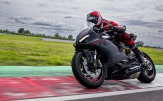 Ducati Panigale V2 Kena Recall Karena Masalah Lampu DRL - JPNN.com