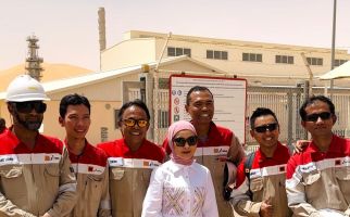 Perjalanan Dirut Pertamina Menembus Gurun Sahara, Bertemu Langsung Pekerja MLN Algeria - JPNN.com