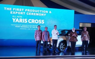 Toyota Menargetkan Mengekspor 22 Ribu Unit All New Yaris Cross di 2023 - JPNN.com