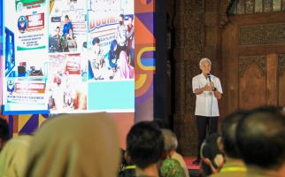Ganjar Luncurkan Samsat Budiman Untuk Beri Kemudahan Bayar Pajak - JPNN.com