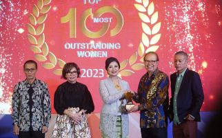 Direktur Keuangan PT KITB Evi Afiatin Jadi Top 100 Most Outstanding Women 2023 - JPNN.com