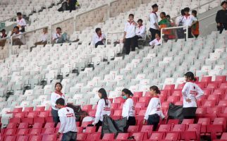 Komunitas Binaan PDIP Sigap Bersihkan Stadion GBK Setelah Puncak Bulan Bung Karno - JPNN.com