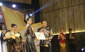 Putri Minahasa Utara Sabet Gelar POI 2023 - JPNN.com