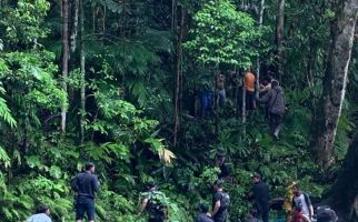 Tim Gabungan TNI dan Polri Menyisir Hutan Halmahera Usut Kasus Pemanahan Oleh OTK - JPNN.com