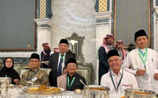 Ini Perbedaan Ganjar Pranowo dan Anies Baswedan Saat bertemu Raja Salman - JPNN.com