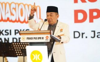 Jazuli Juwaini Beber Alasan Fraksi PKS Menolak RUU Kesehatan - JPNN.com