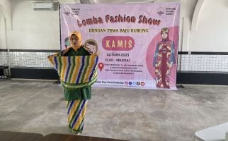 Srikandi Ganjar Gelar Fashion Show Baju Kurung di Pontianak - JPNN.com