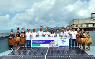 Dukung Masa Depan Hijau di Tanah Papua, FIFGroup Resmikan Solar Panel di Kantor Cabang Jayapura - JPNN.com
