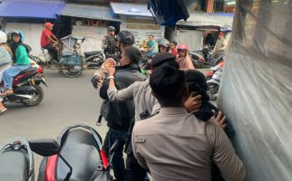 Penangkapan Preman jadi Tontonan Warga - JPNN.com