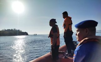 Pemancing Ikan Hilang saat Mengambil Dayung Perahu di Perairan Gili Rengit - JPNN.com