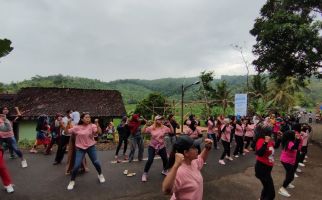 Ganjar Muda Padjajaran Gelar Lomba Kearifan Lokal, Warga Guyub Kompak, Adem - JPNN.com