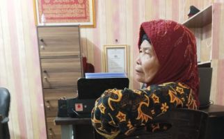 Nenek Ini Dituduh Mencuri Cokelat di Palembang, Begini Kronologinya - JPNN.com