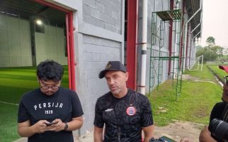 Ikut Pendidikan Kepolisian, Ferarri Tinggalkan Tim Selama Pelatihan, Thomas Doll Kecewa - JPNN.com