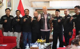 Komunitas Ojek Online: Ganjar Pranowo Bacapres Paling Layak Jadi Presiden - JPNN.com