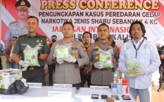 Kompak Selundupkan 4 Kg Sabu-Sabu dari Malaysia, Pasutri di Bengkalis Ditangkap Polisi - JPNN.com