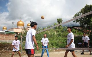 Relawan Mas Bowo Adakan Kegiatan Sosial & Turnamen Sepak Takraw di Sumbar dan Jatim - JPNN.com
