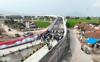 Jembatan Cibiru Beroperasi, Akses ke Stasiun Kereta Cepat Makin Mudah - JPNN.com