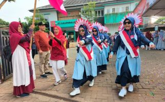 Sambut HUT Ke-78 RI, NBRS Corp Gelar Gerak Langkah Kebangsaan, Ratusan Mak-Mak Ambil Bagian - JPNN.com