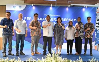 Danone-Aqua dan SPAG Berkolaborasi, Ini Harapan Wamenaker Afriansyah - JPNN.com