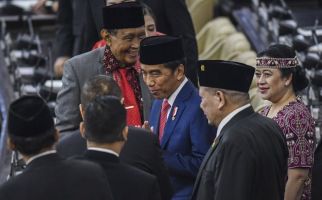 Diumumkan Jokowi, Gaji ASN, TNI dan Polri Diusulkan Naik 8 Persen, Pensiunan 12 Persen - JPNN.com