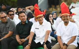 Sandiaga dan Sandinesia Berdayakan Anak Muda di Makassar Untuk Memulai Usaha - JPNN.com