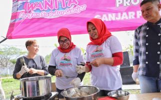 Wanita Nelayan Ganjar Beri Pelatihan Pengolahan Bakso Ikan & Rumah Produksi di Pangandaran - JPNN.com