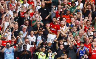 Manchester United Comeback Fantastis, West Ham Pimpin Klasemen Premier League - JPNN.com